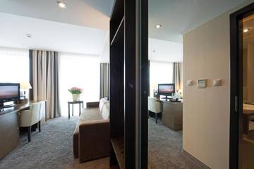 Фото номера Стандартный двухместный номер с 1 кроватью Отель HAVET Hotel Resort &amp; Spa г. Дзвижино 7
