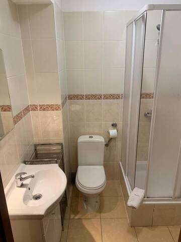 Фото номера Стандартный трехместный номер-студио Апартаменты Apartamenty i Pokoje Magnolia г. Дзвижино 44